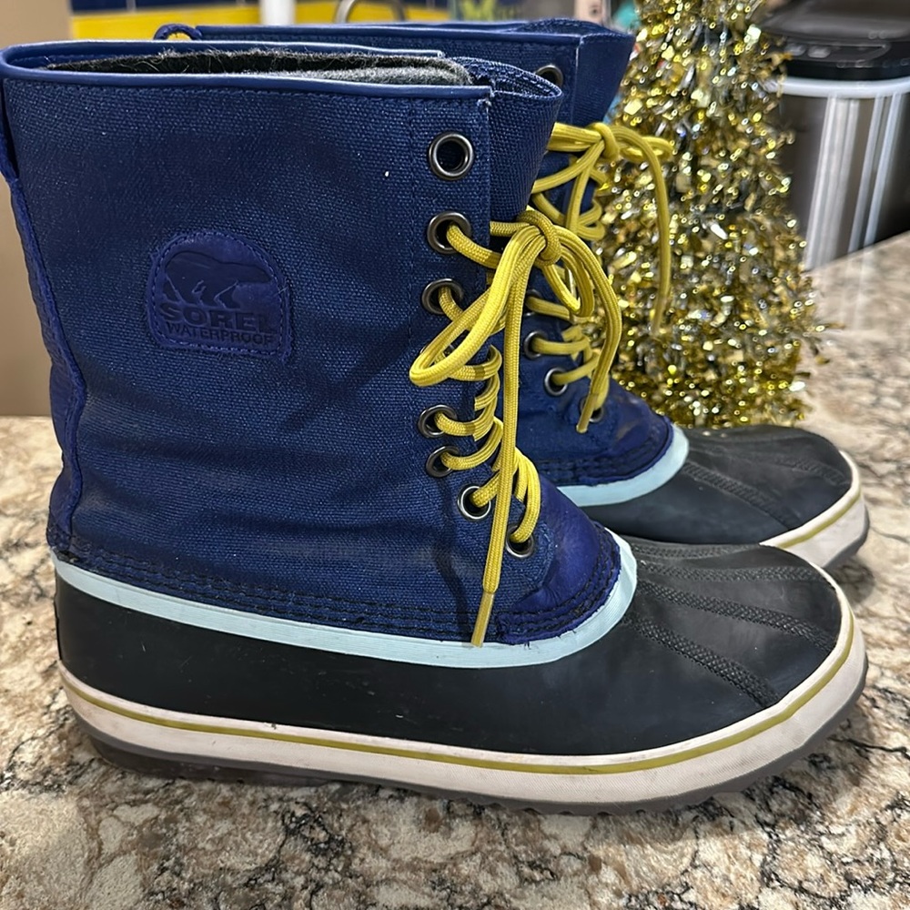 Sorrel insulated waterproof boots